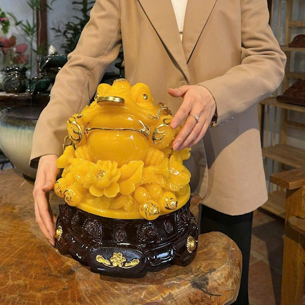 THIỀM THỪ ĐẠI DÁT VÀNG